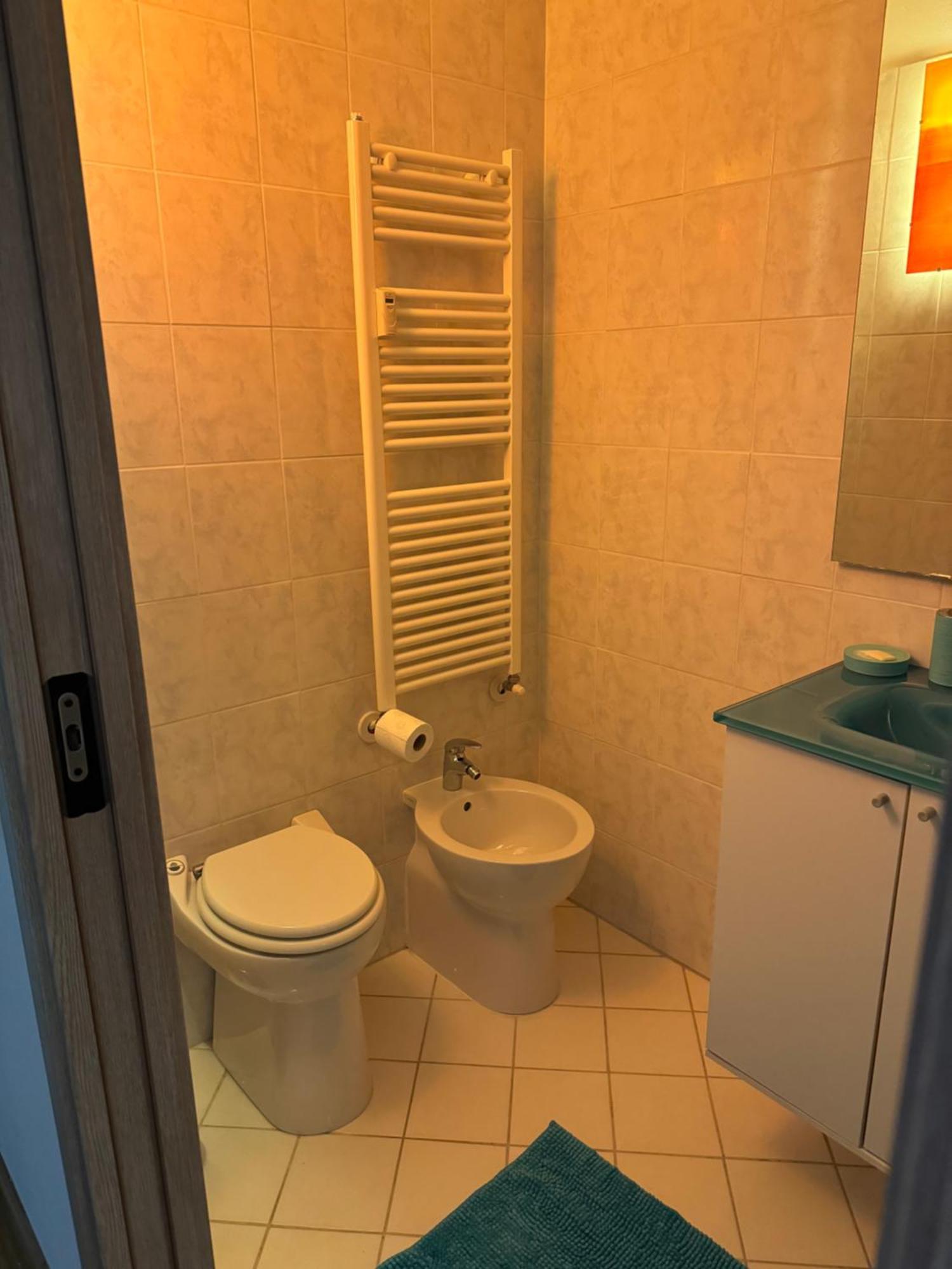 Casa Grivola 29 Appartement Vercelli Buitenkant foto